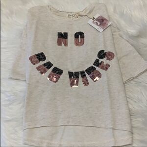 Jessica Simpson Girls “no bad vibes” Shirt
